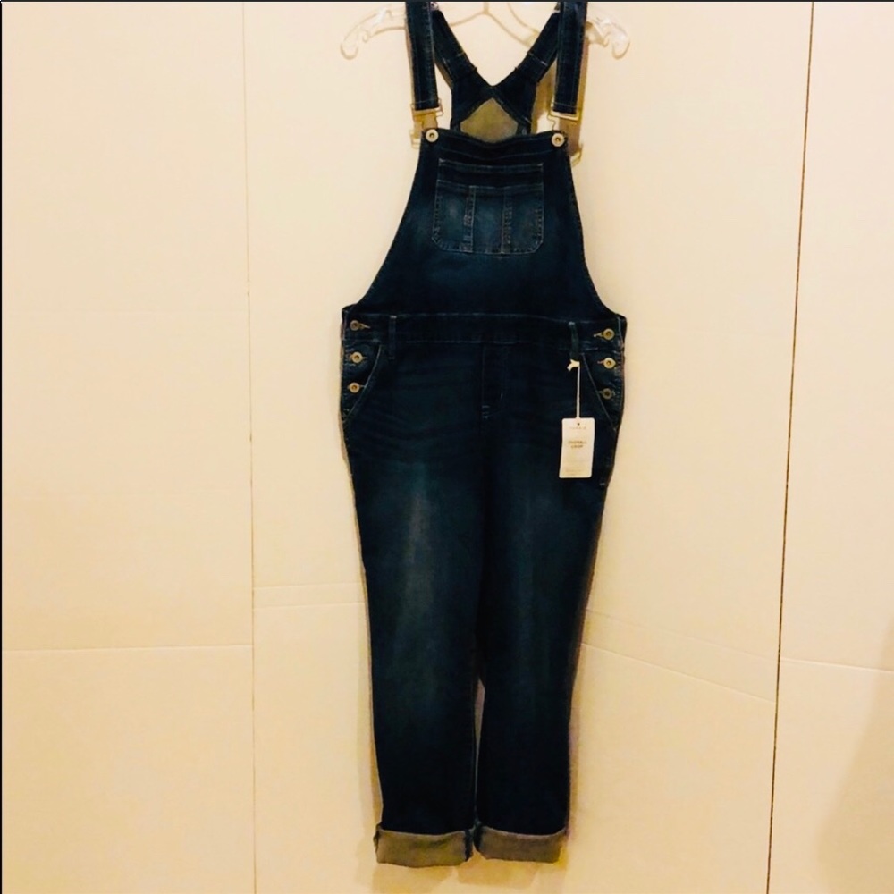 Torrid Overall Crop